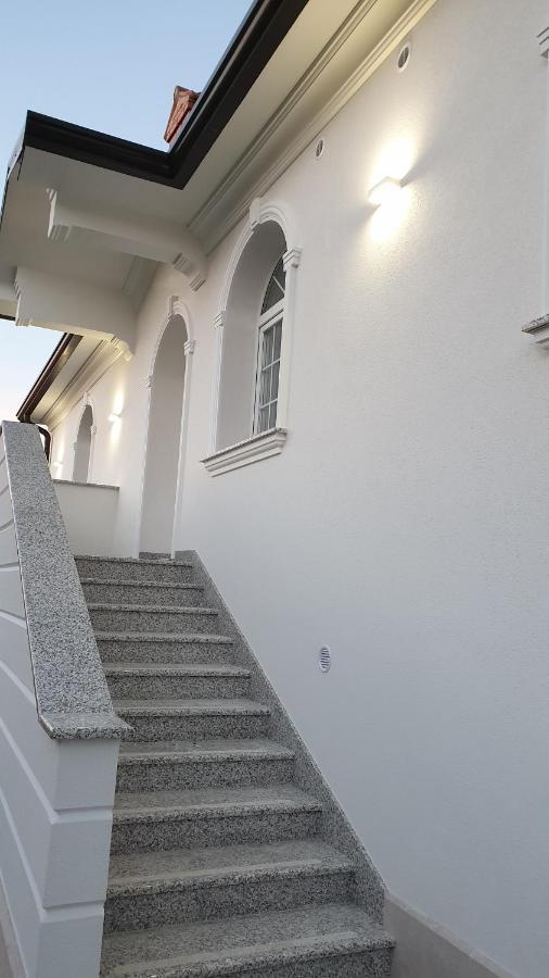Holiday Apartment Villa Bianca Пазин Екстер'єр фото